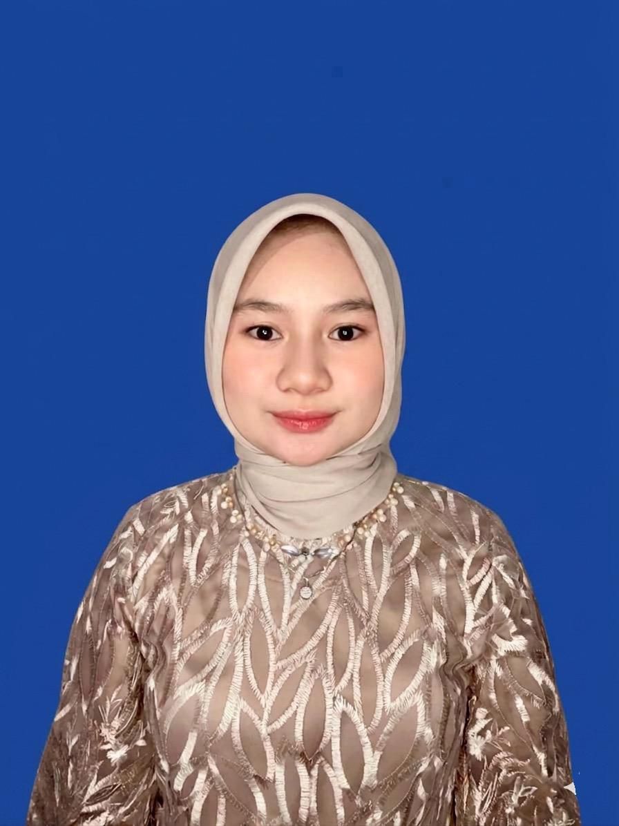 Foto Riswi Oktariyani Saputri