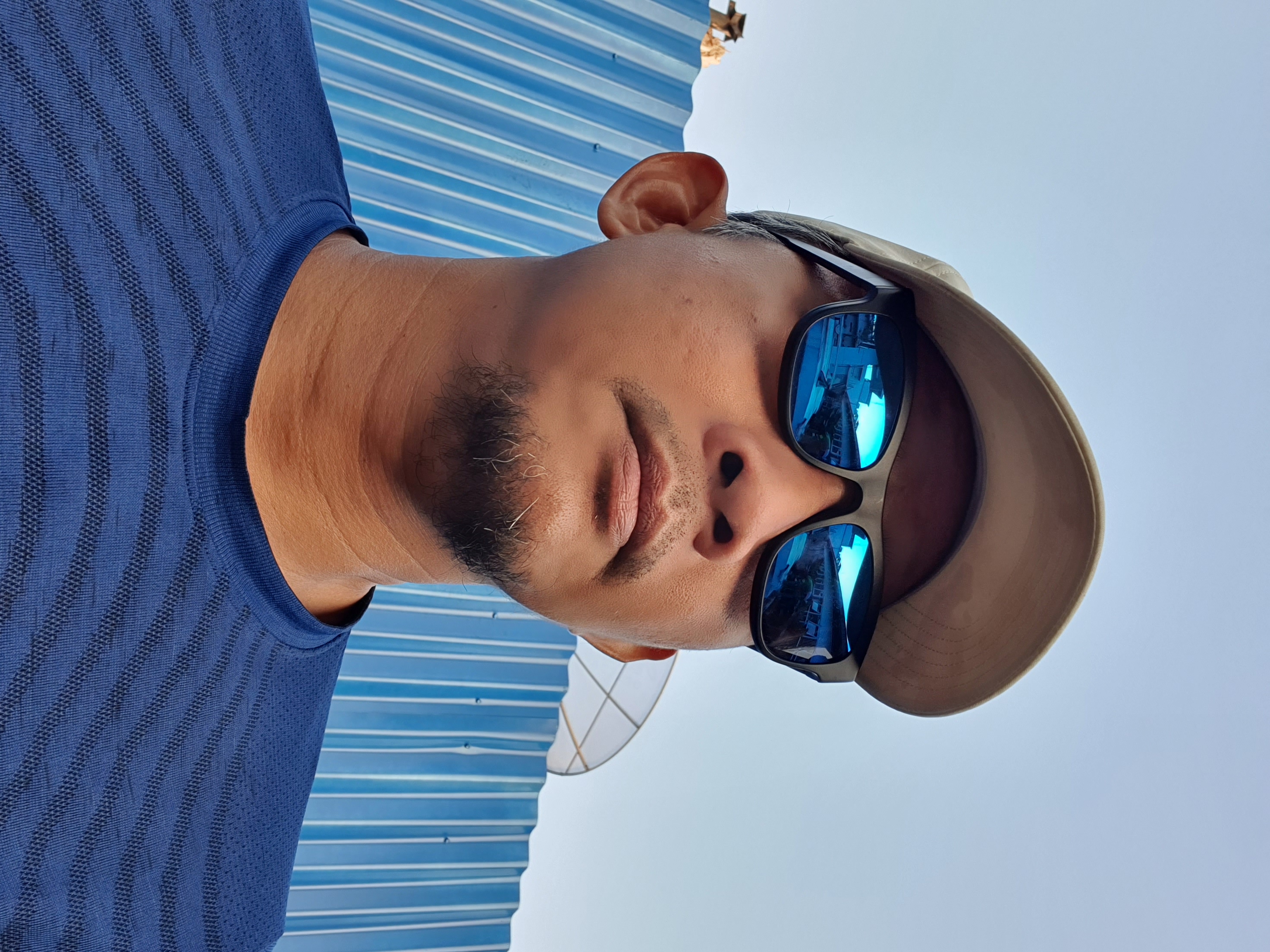 Foto RONALDY HERBINTORO
