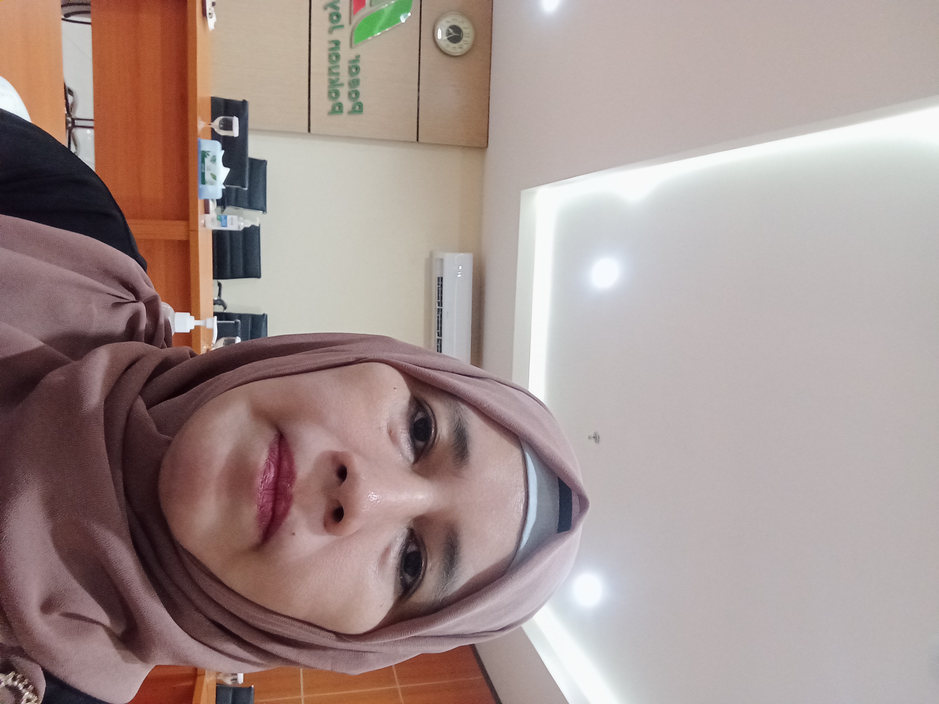 Foto Santi rahayu