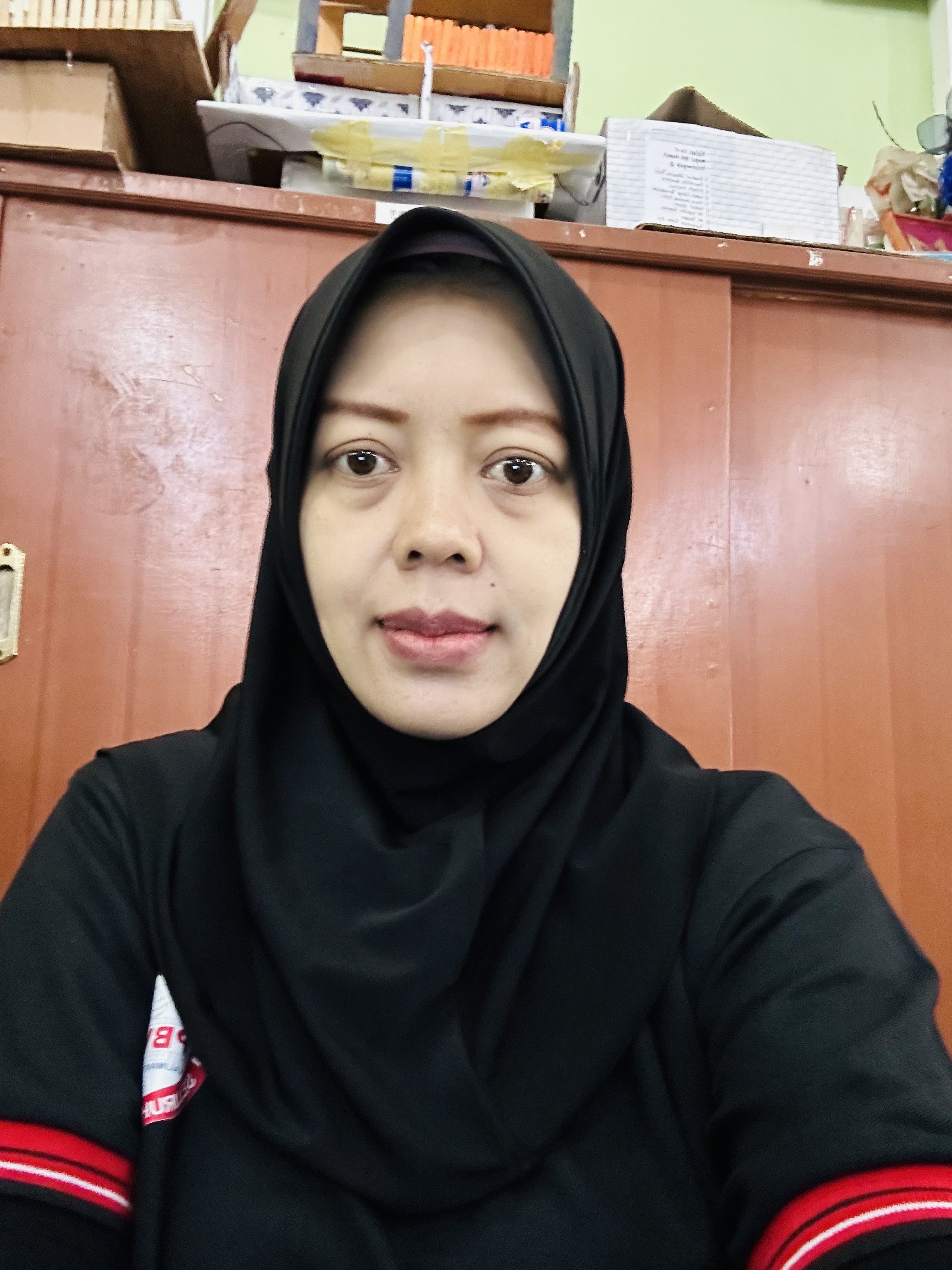 Foto SITI KOMSAH M.Pd