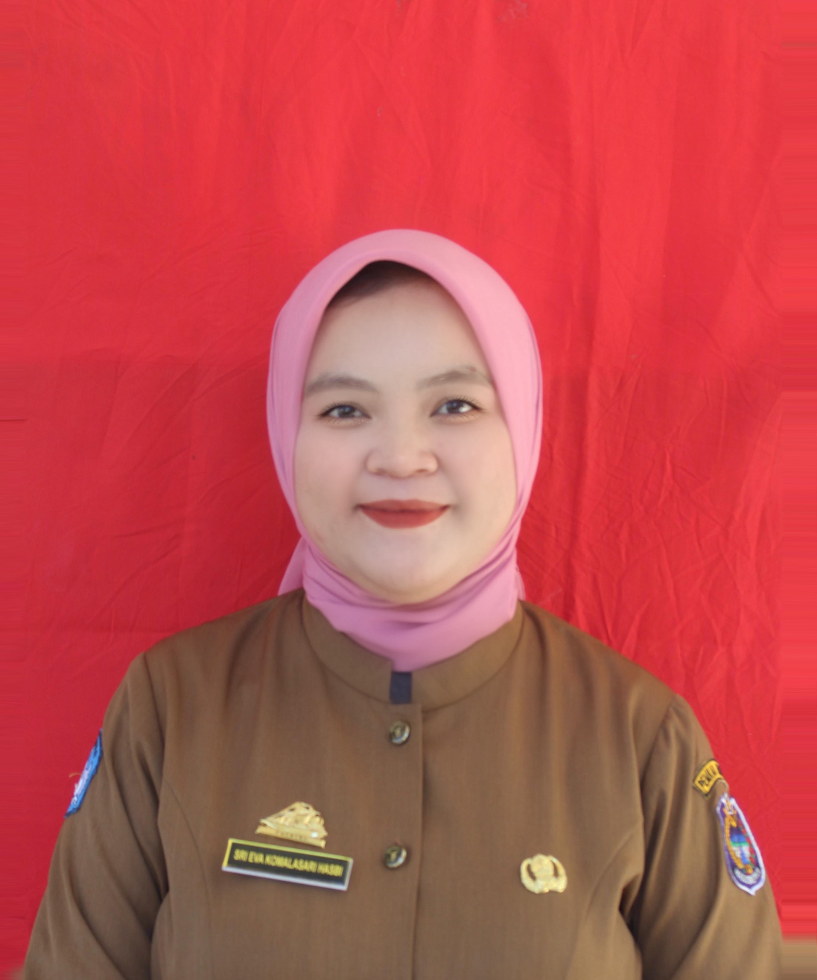 Foto SRI EVA KOMALASARI HASBI 