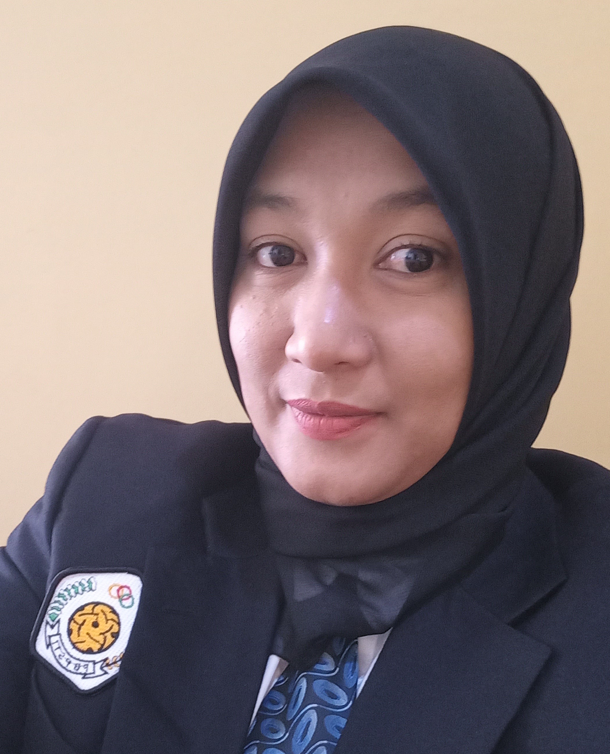 Foto Putria Hirwana, S. Pd, Gr, M. Pd