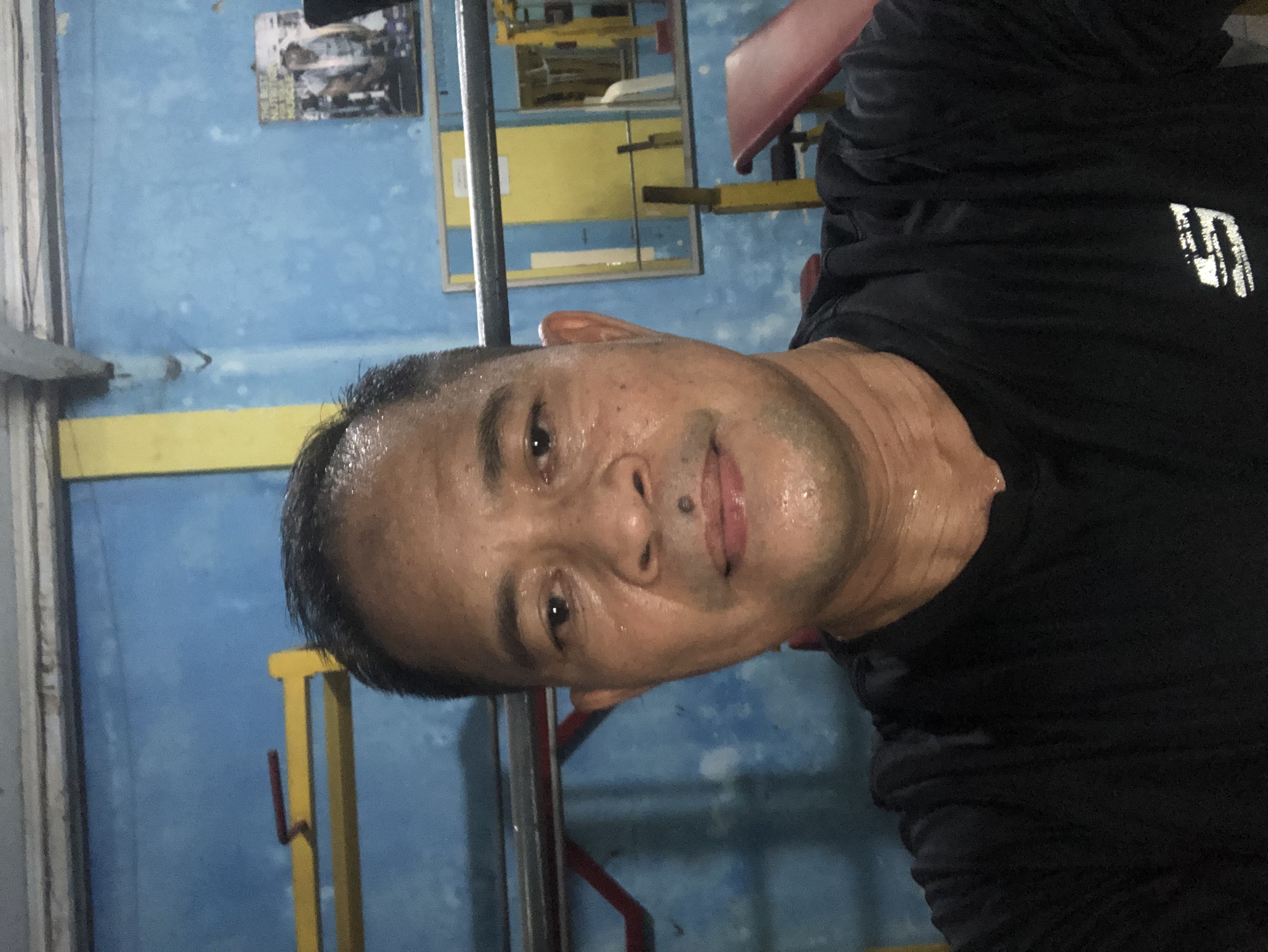 Foto Hendri , sh 