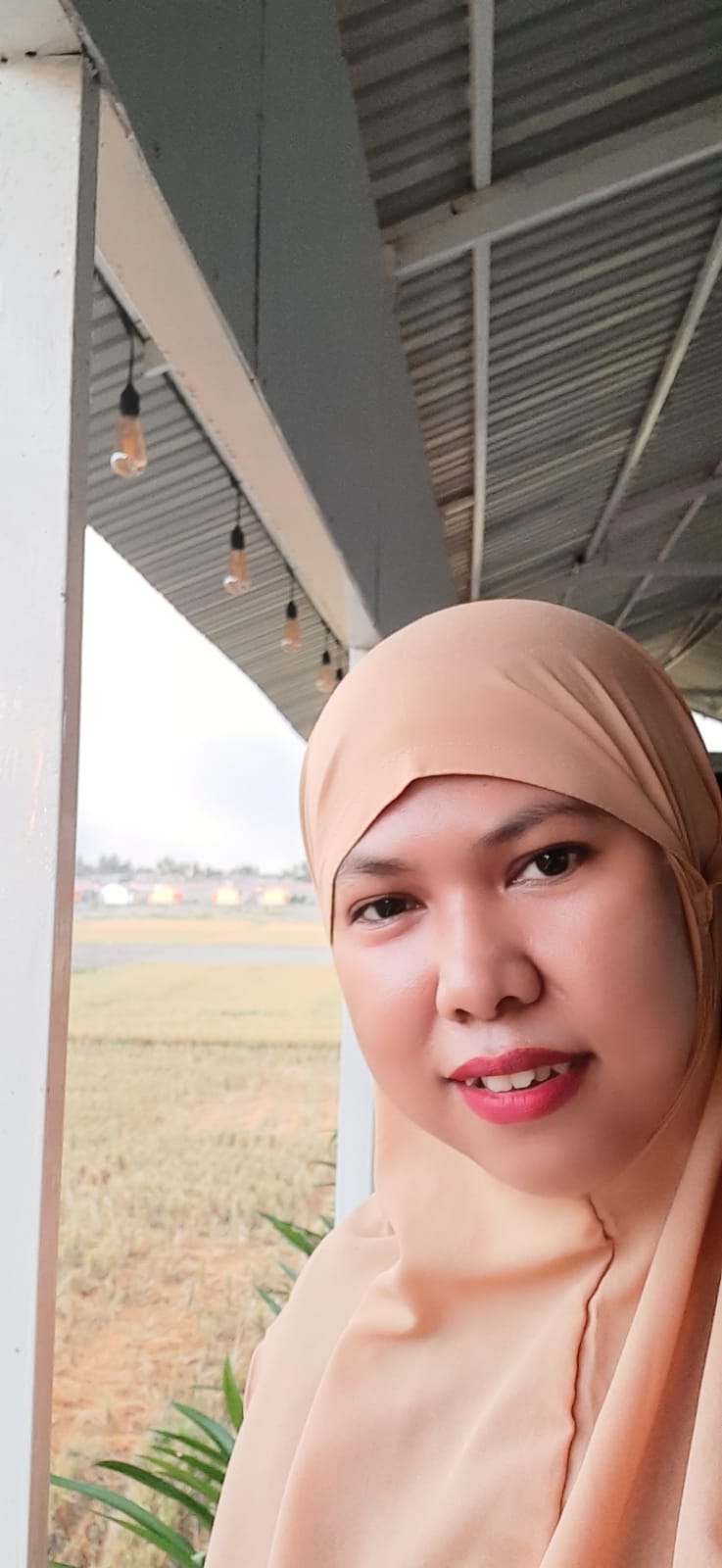 Foto Ike Nurainsyah Panigoro