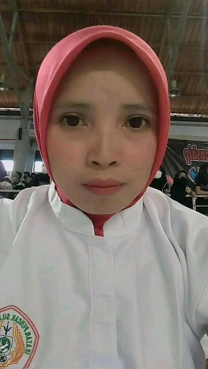 Foto RENI ANGGRAENI