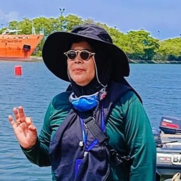 Foto Dra. EUIS PURNAMASARI