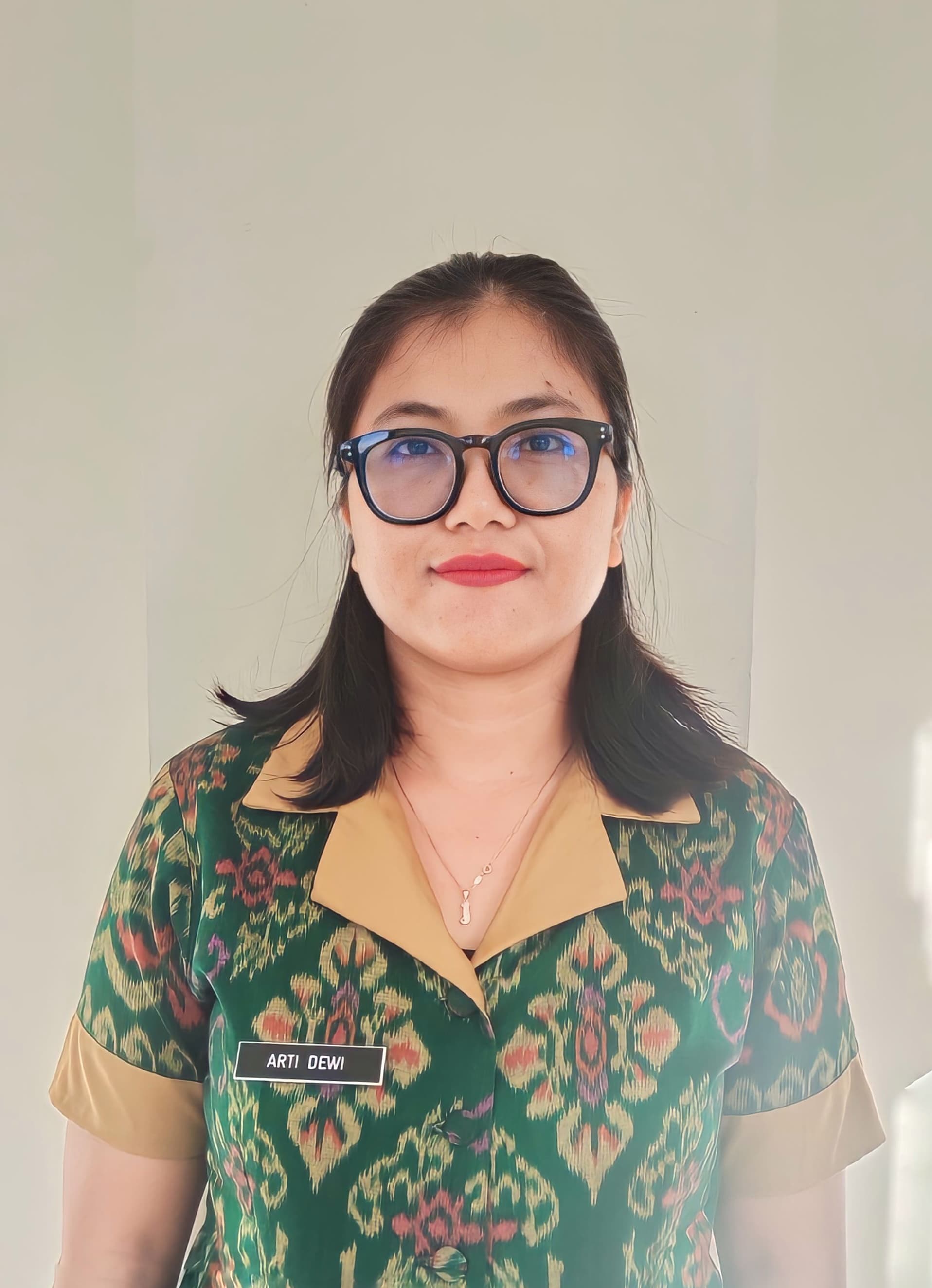 Foto NI PUTU ARTI DEWI