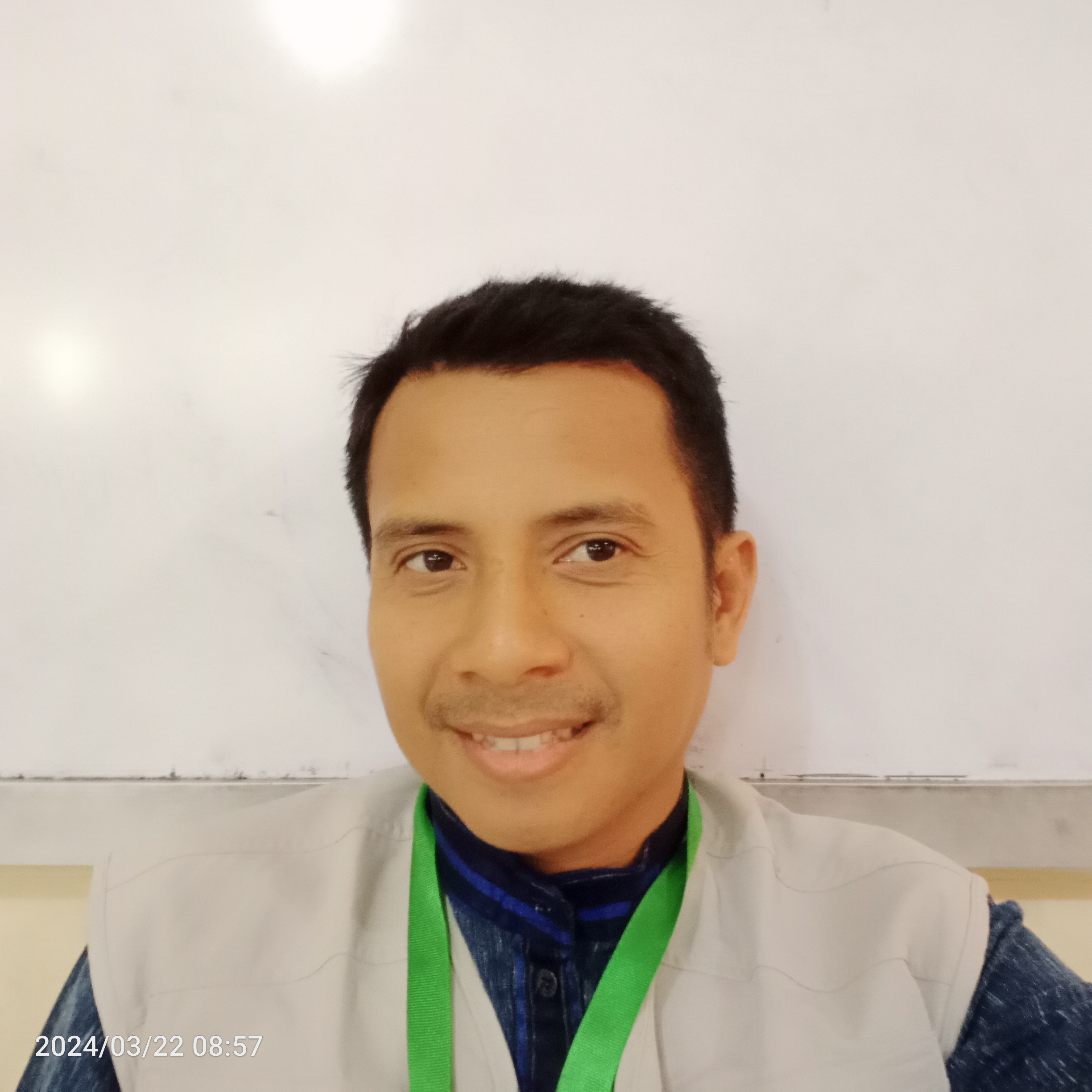 Foto Lalu Kadarisman Bayuaji,M.Pd.