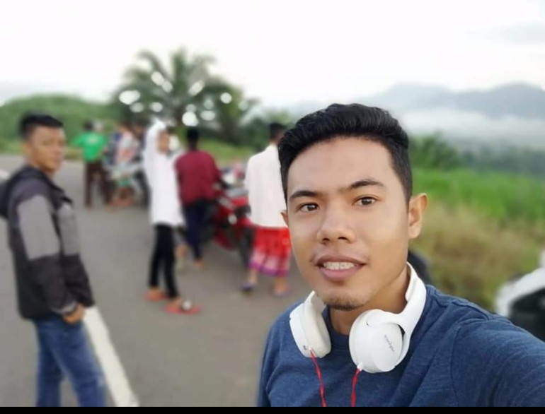 Foto Riski Verdiansyah Golonggomo 