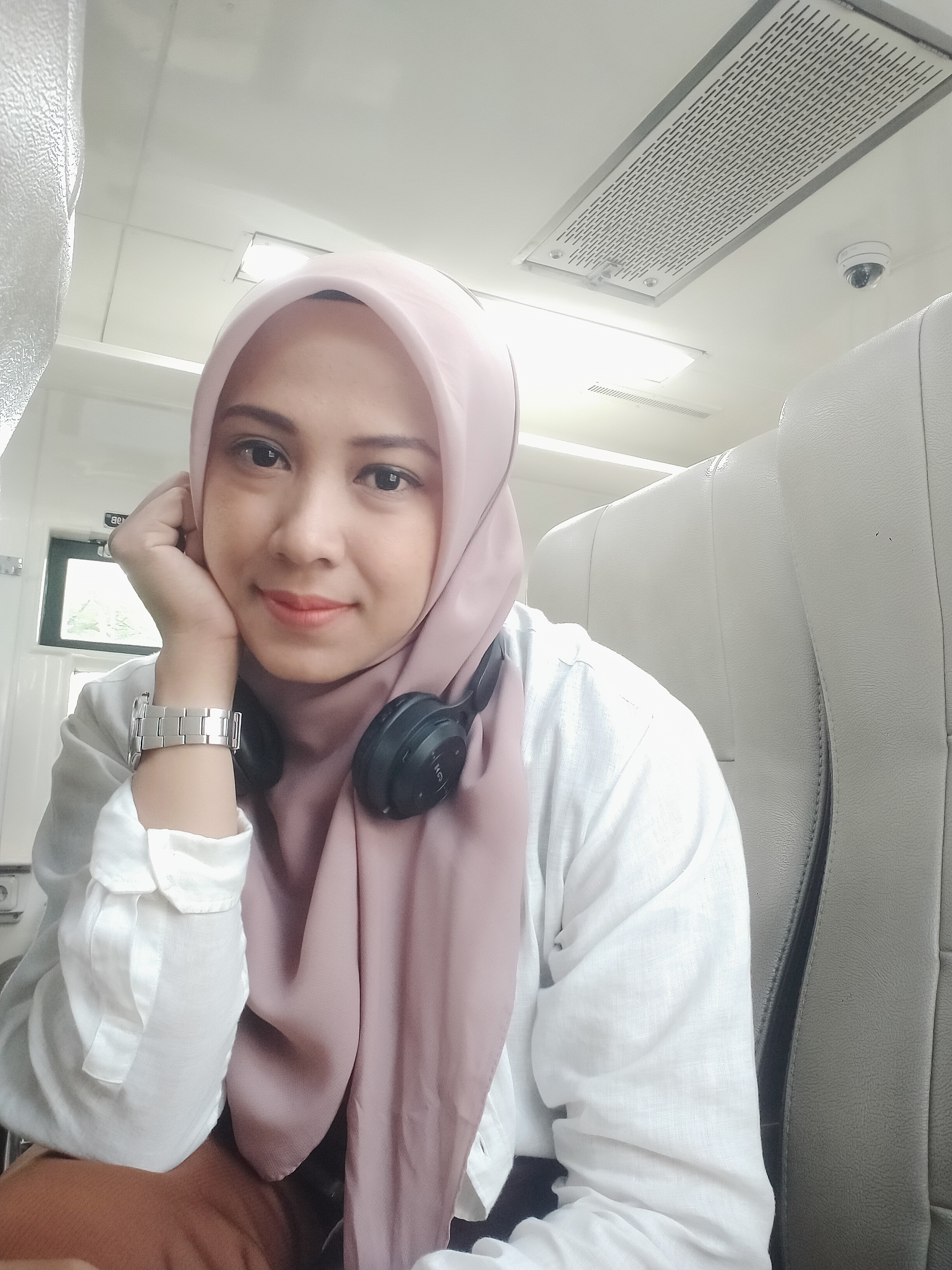 Foto Fitri suryani