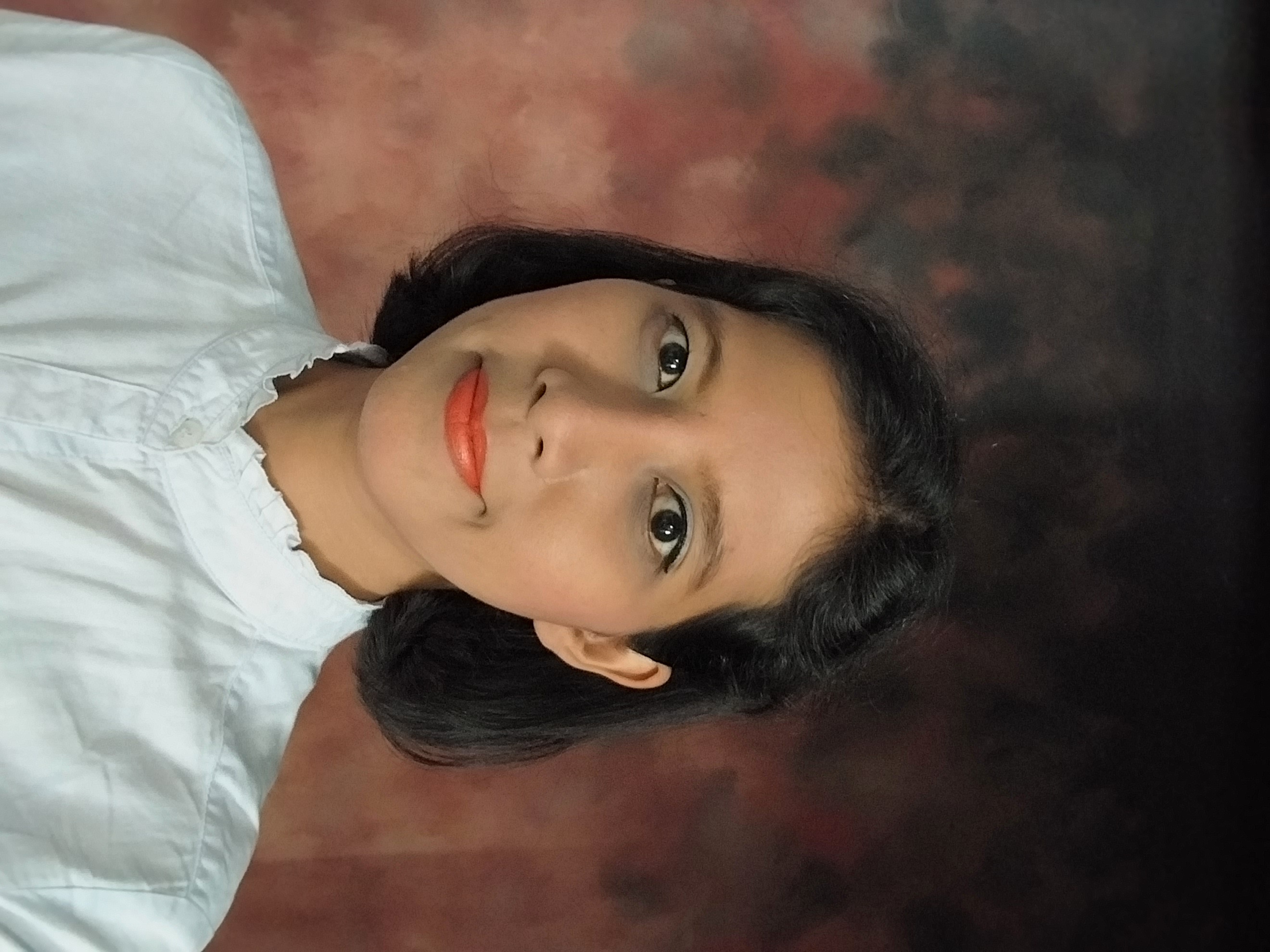 Foto RETNOSARI HARDANINGSIH