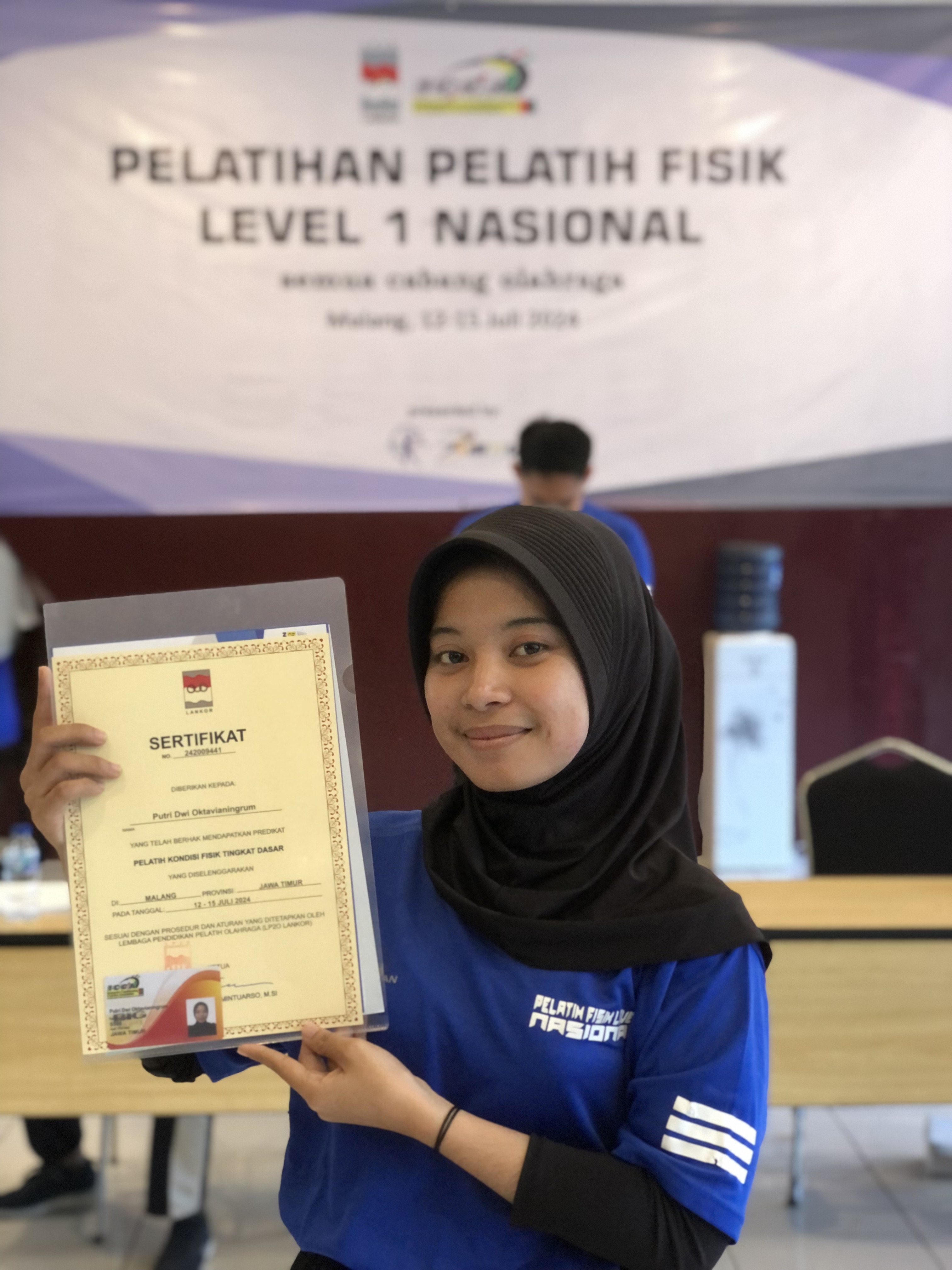 Foto PUTRI DWI OKTAVIANINGRUM