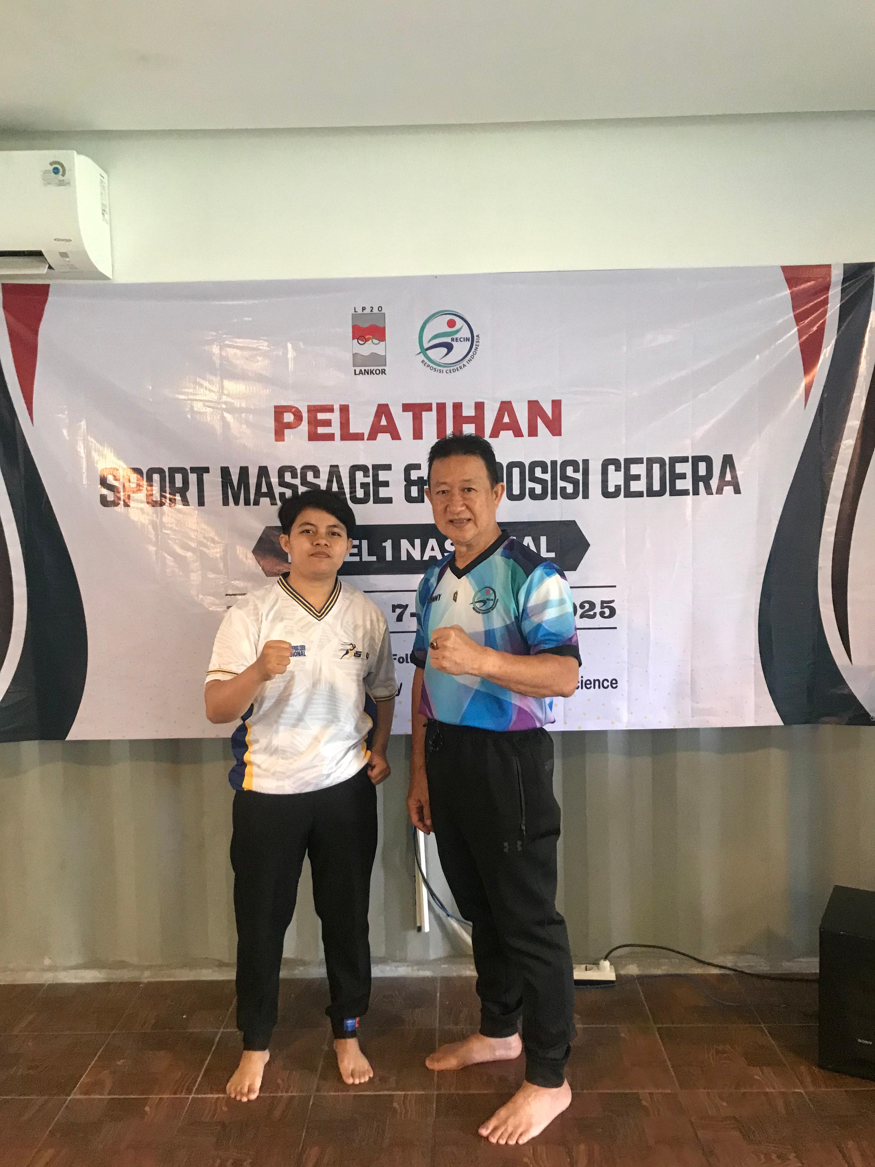 Foto DESI KOMALASARI