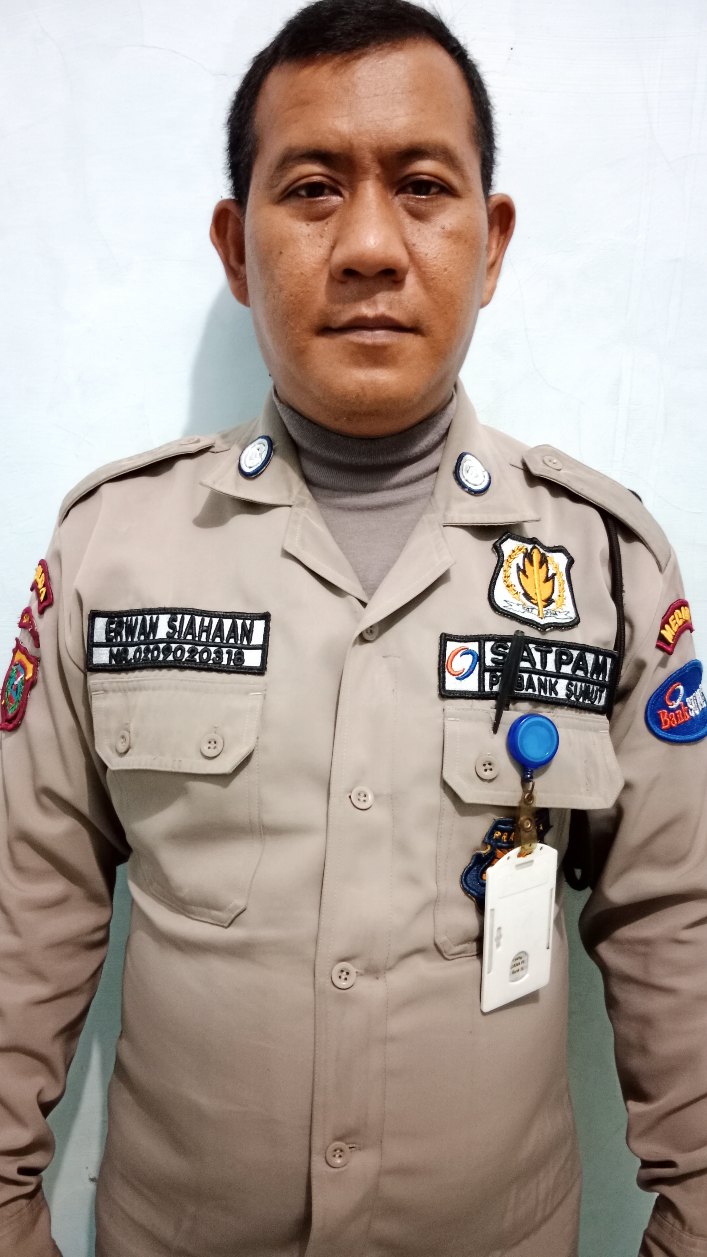 Foto ERWAN GALUMBANG TUA SIAHAAN