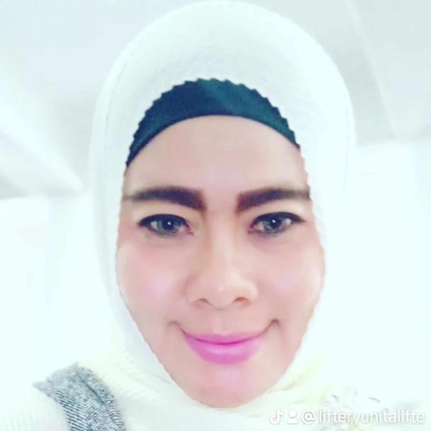 Foto Sri yuniarti