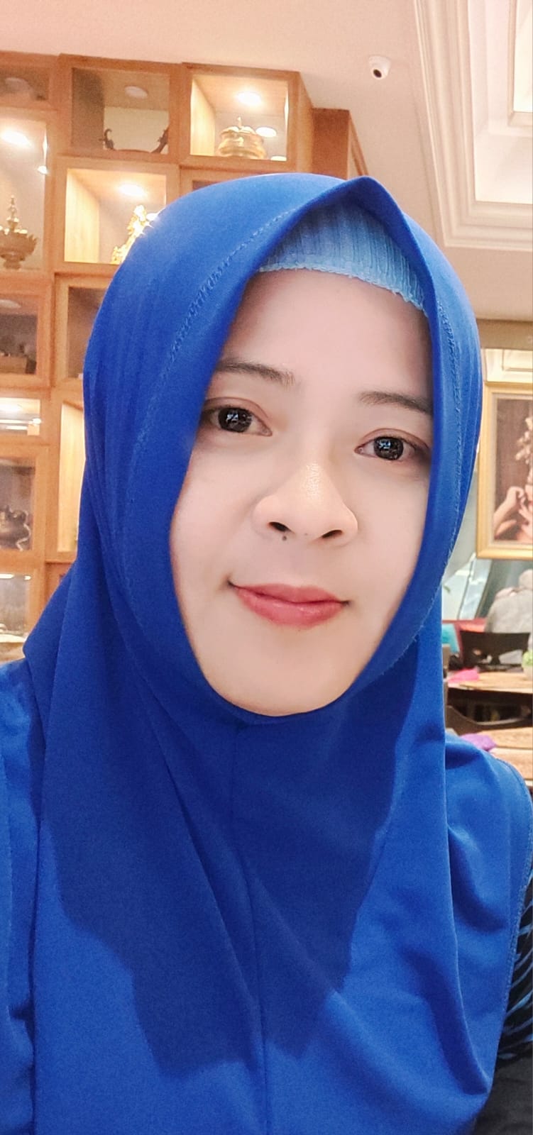 Foto Devi rosalyna
