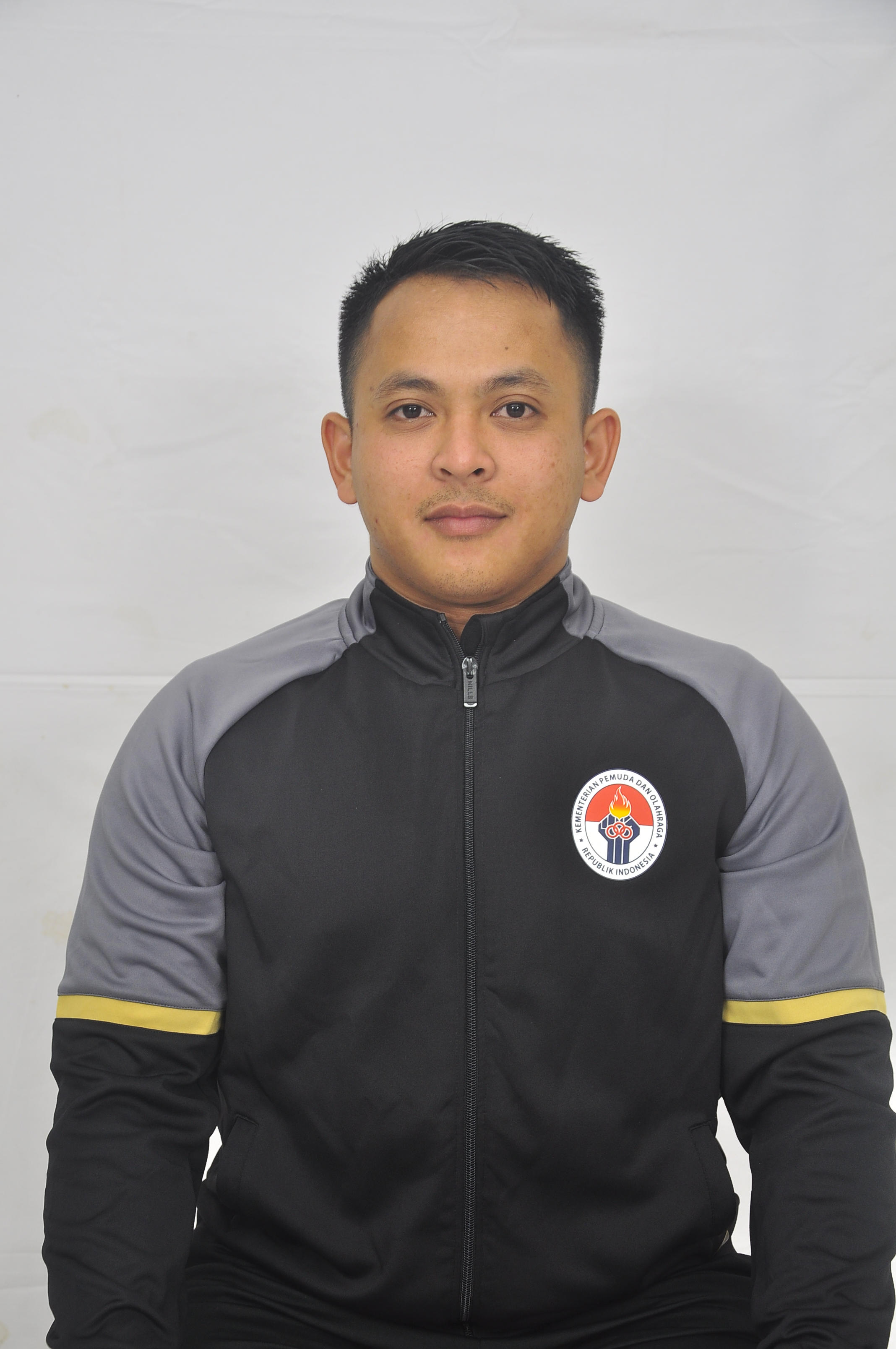 Foto MUHAMMAD FAUZAN AZIZ, S.PD.