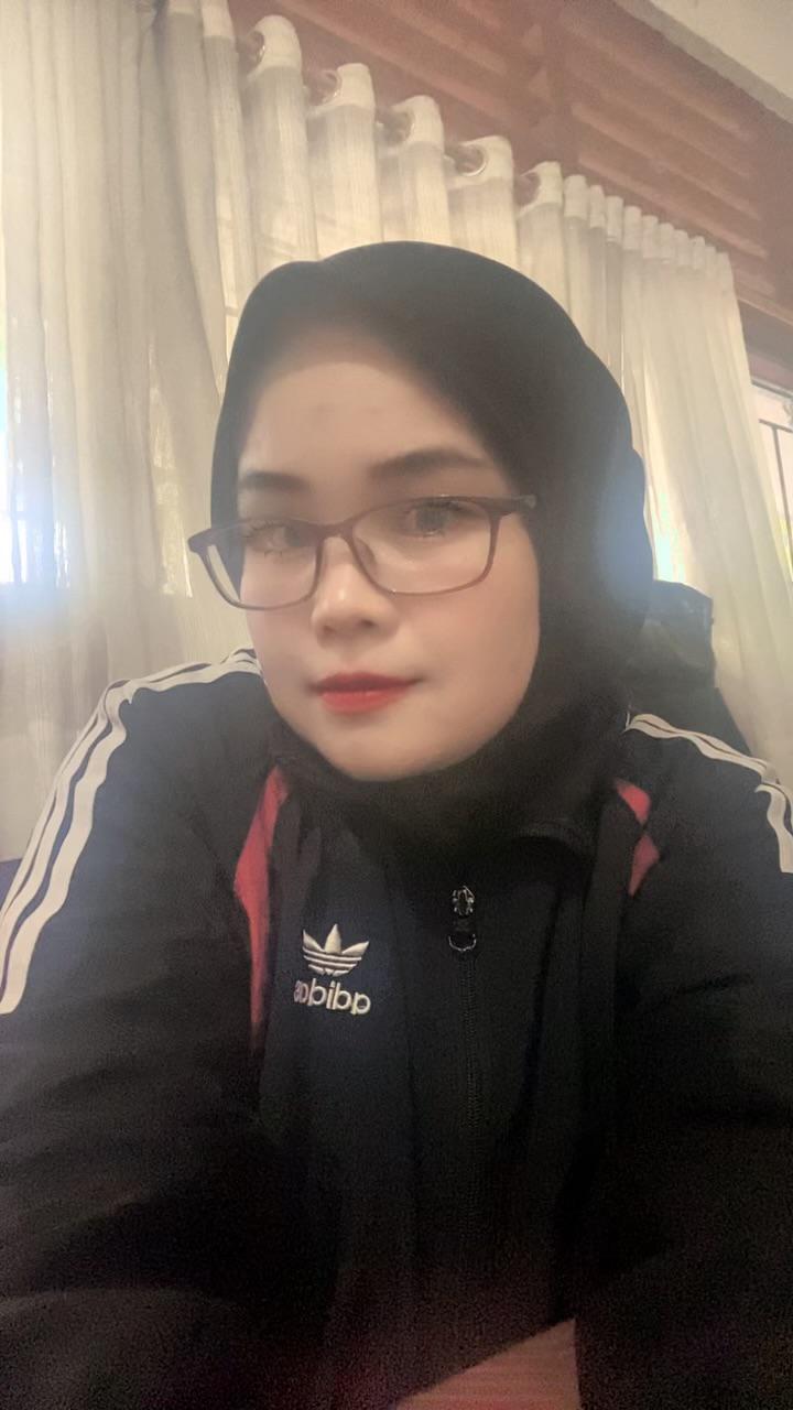 Foto MELLYDIA LUBSI
