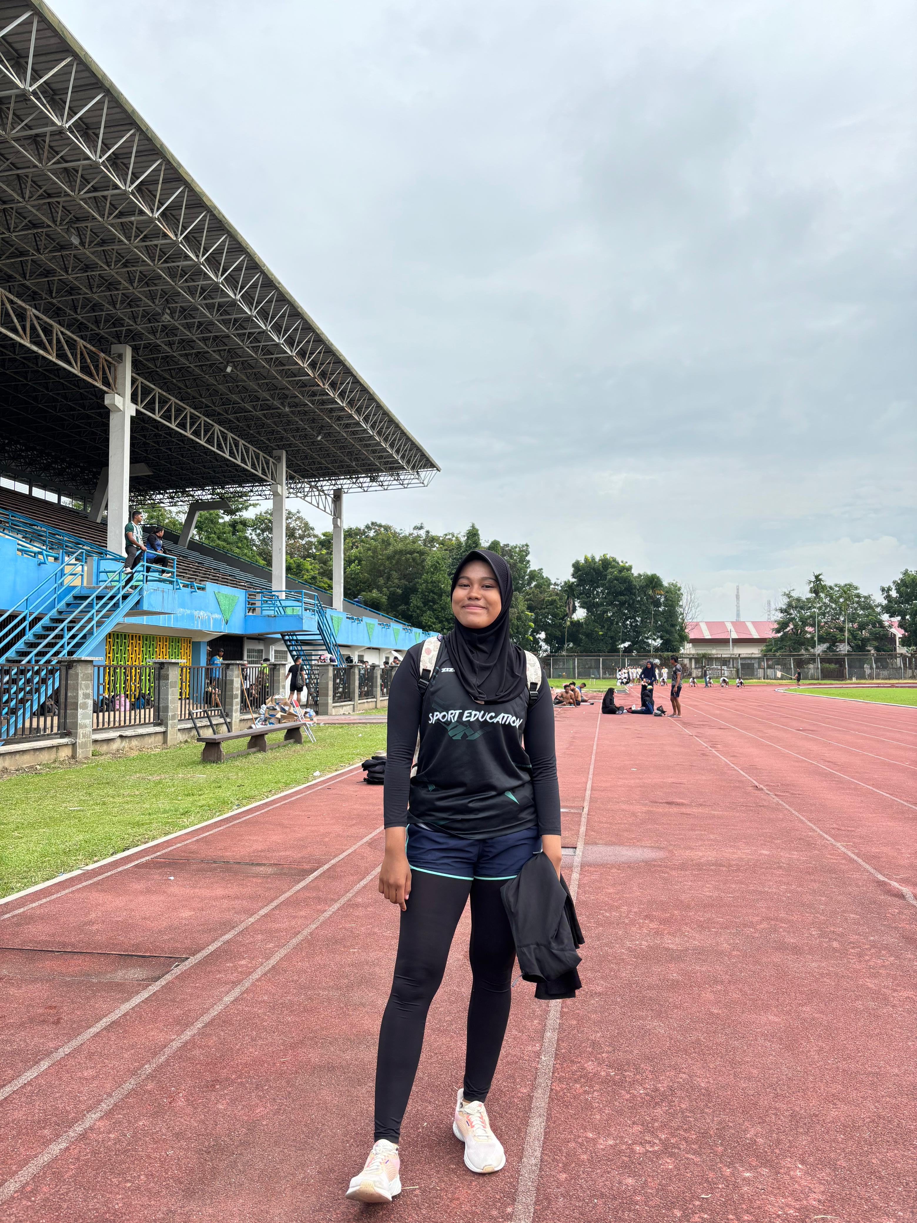 Foto Azizah Aulia
