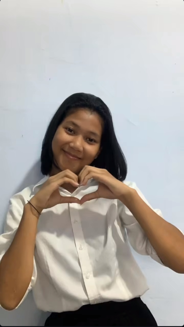 Foto Meilani Purba