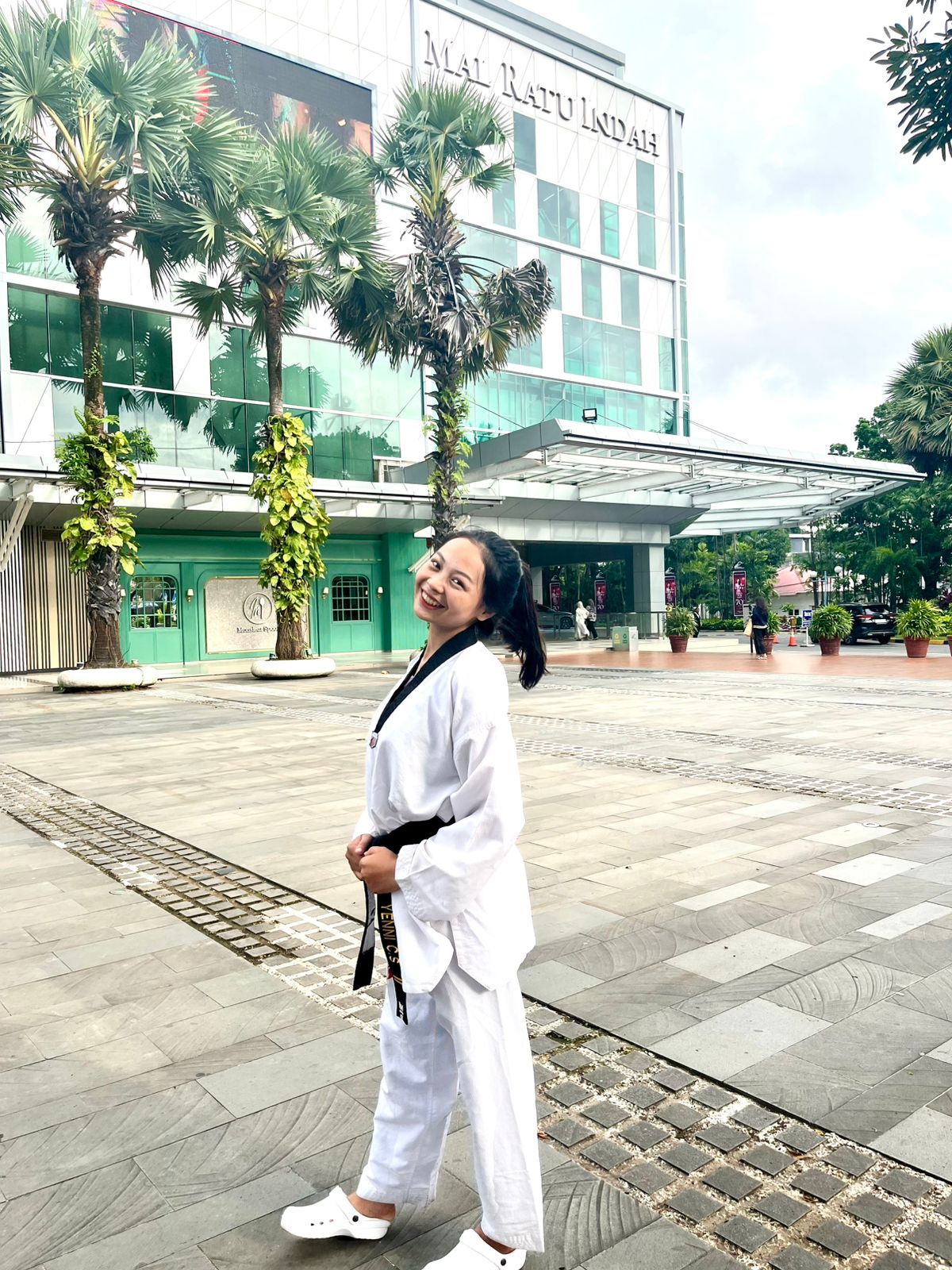 Foto yenni cahya sikala