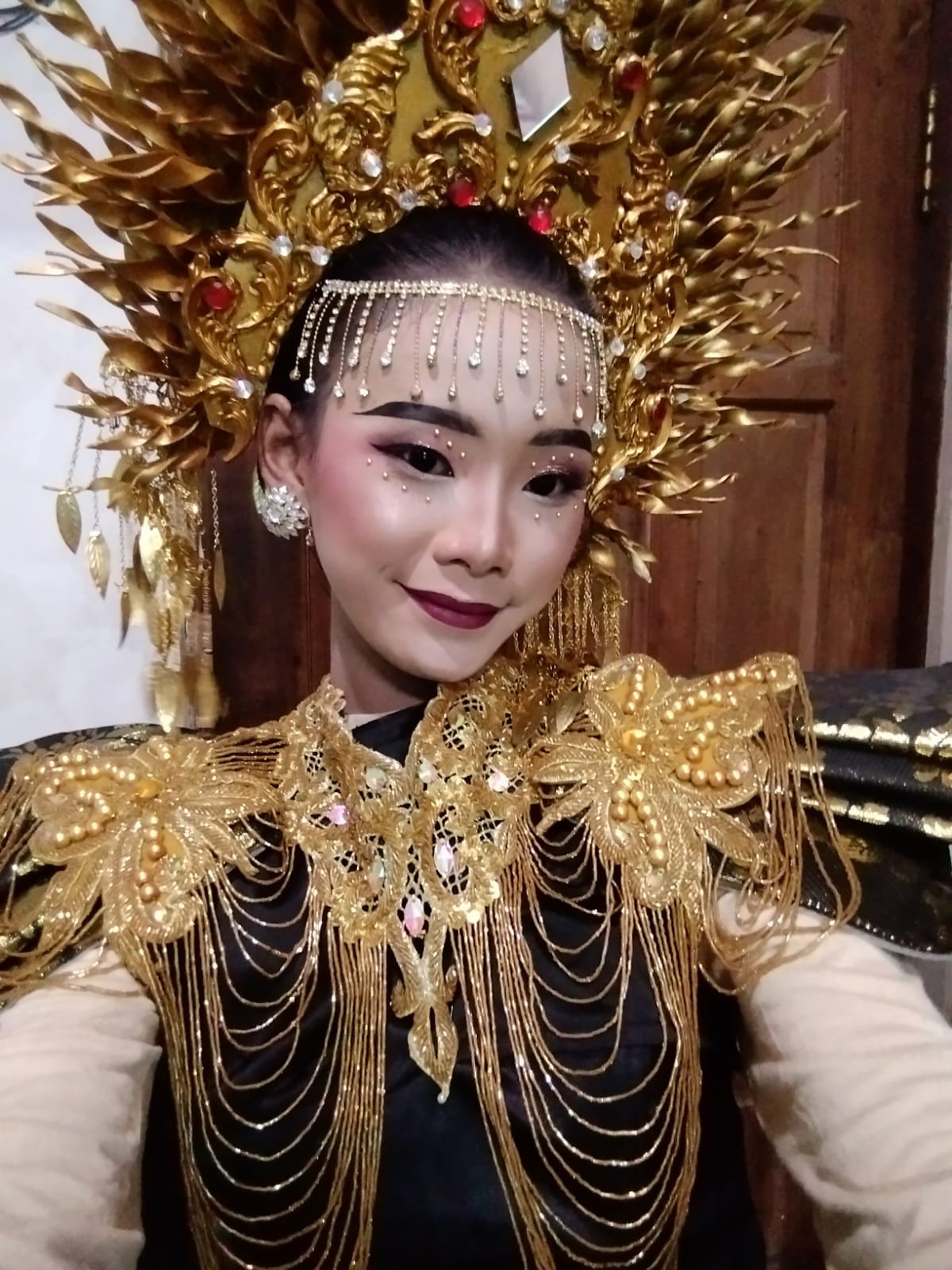 Foto Shella poppy wulandari
